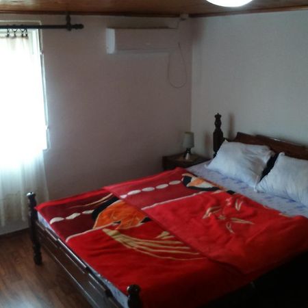 Apartmani Emil Podgorica Eksteriør bilde