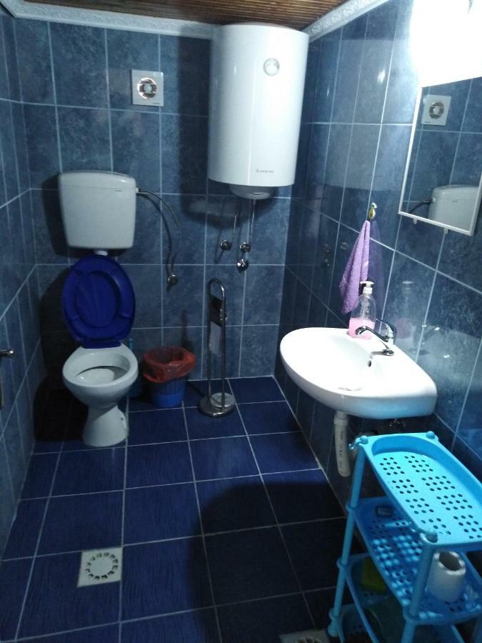 Apartmani Emil Podgorica Eksteriør bilde