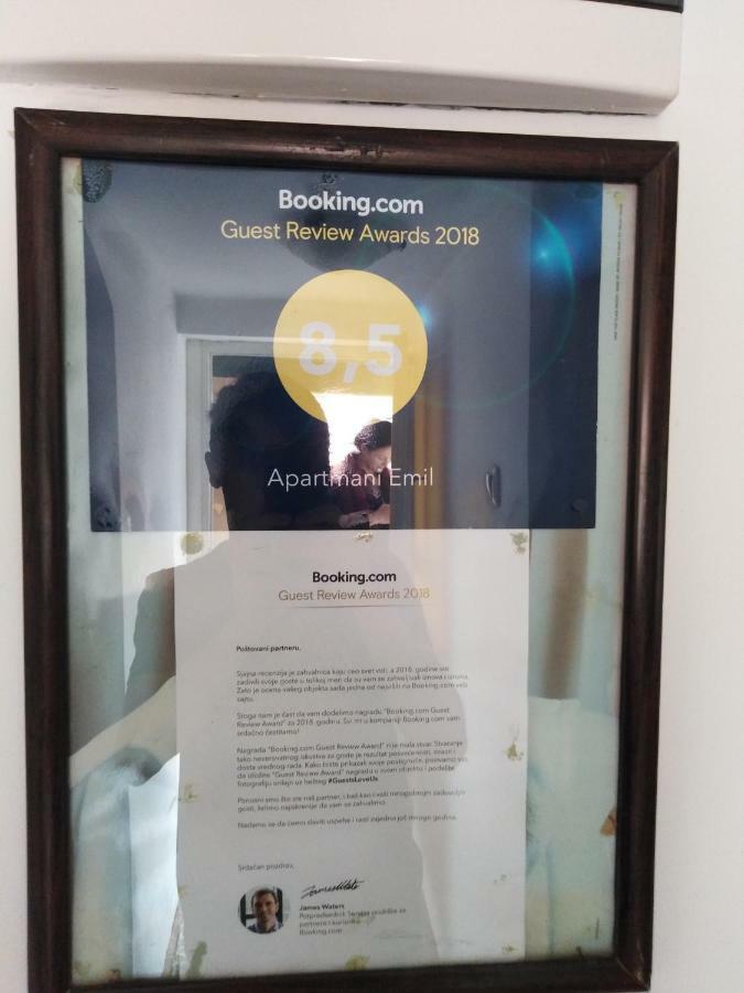 Apartmani Emil Podgorica Eksteriør bilde
